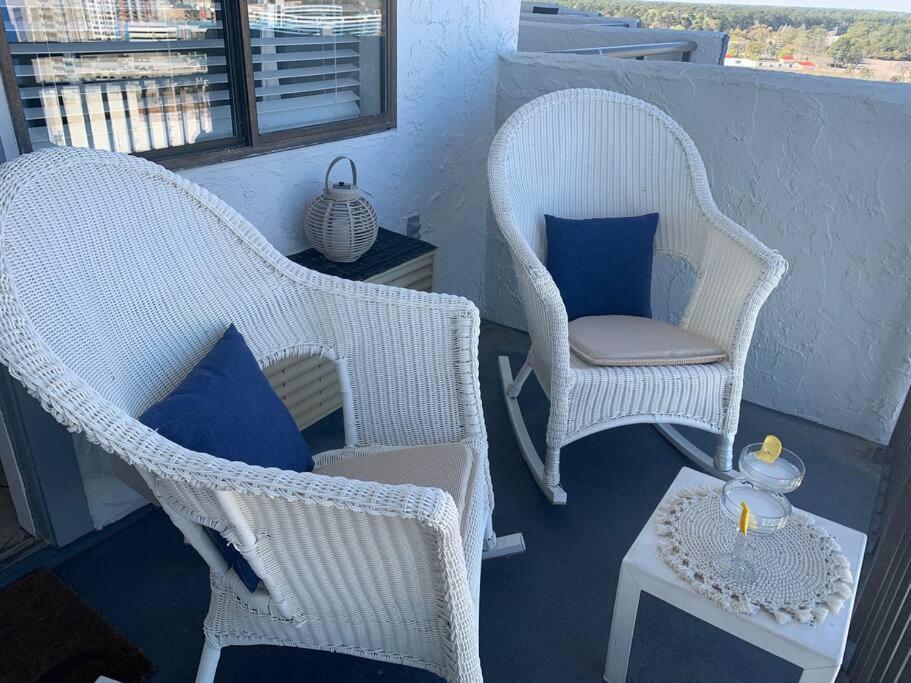 Royal Retreat-Amazing View-King Bed-1 Bedroom-Full Kitchen-Free Parking-Self Check-In Myrtle Beach Exterior foto